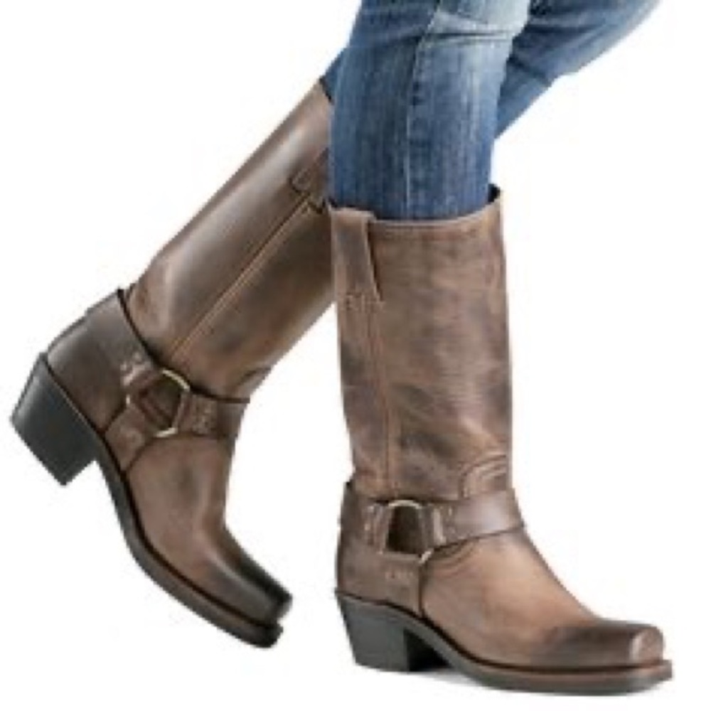 Frye Harness 12R cognac boots